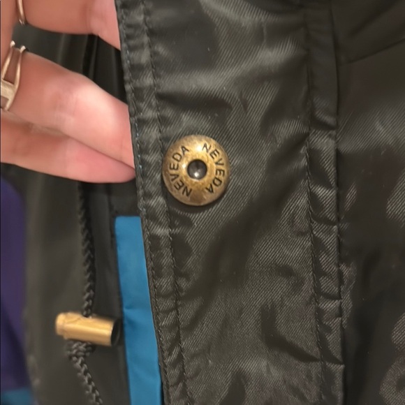 Vintage Veda 90s Black Jacket with Purple and Blue Highlights - Picture 5 of 7